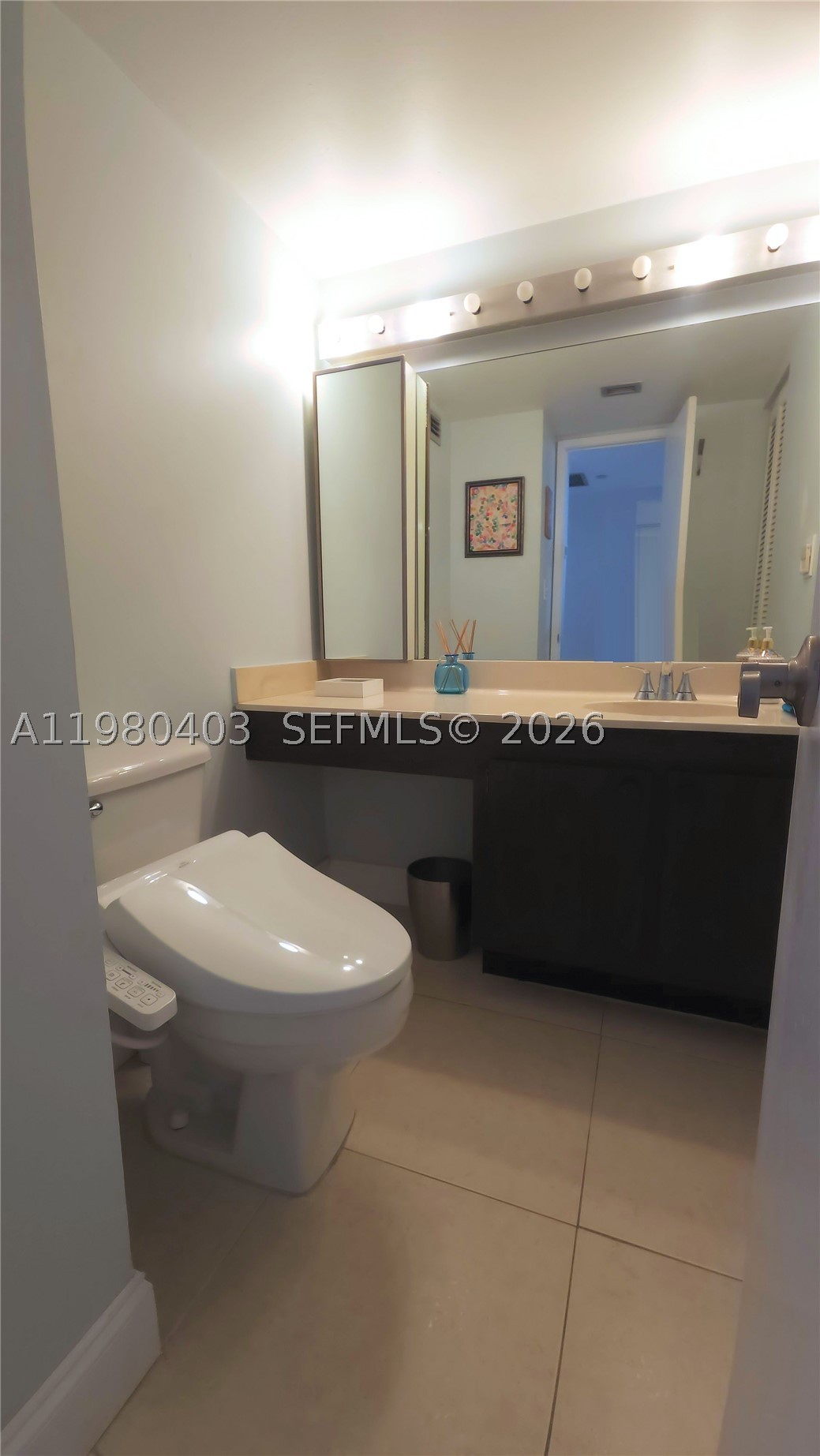 1901 Brickell Ave #B1407, Miami FL 33129