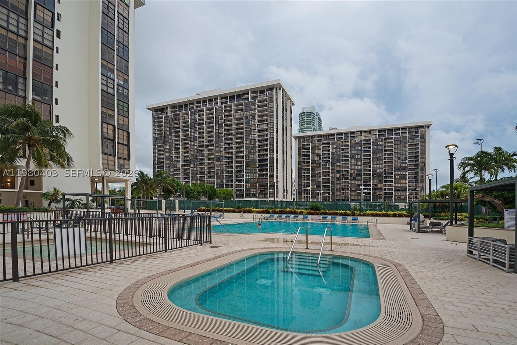 1901 Brickell Ave #B1407, Miami FL 33129