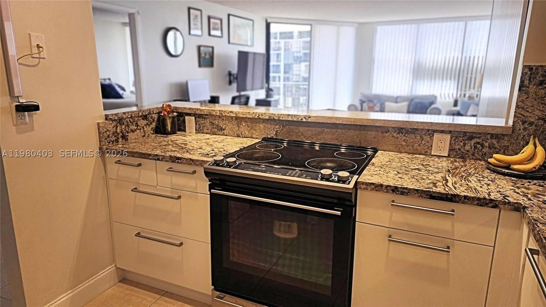 1901 Brickell Ave #B1407, Miami FL 33129