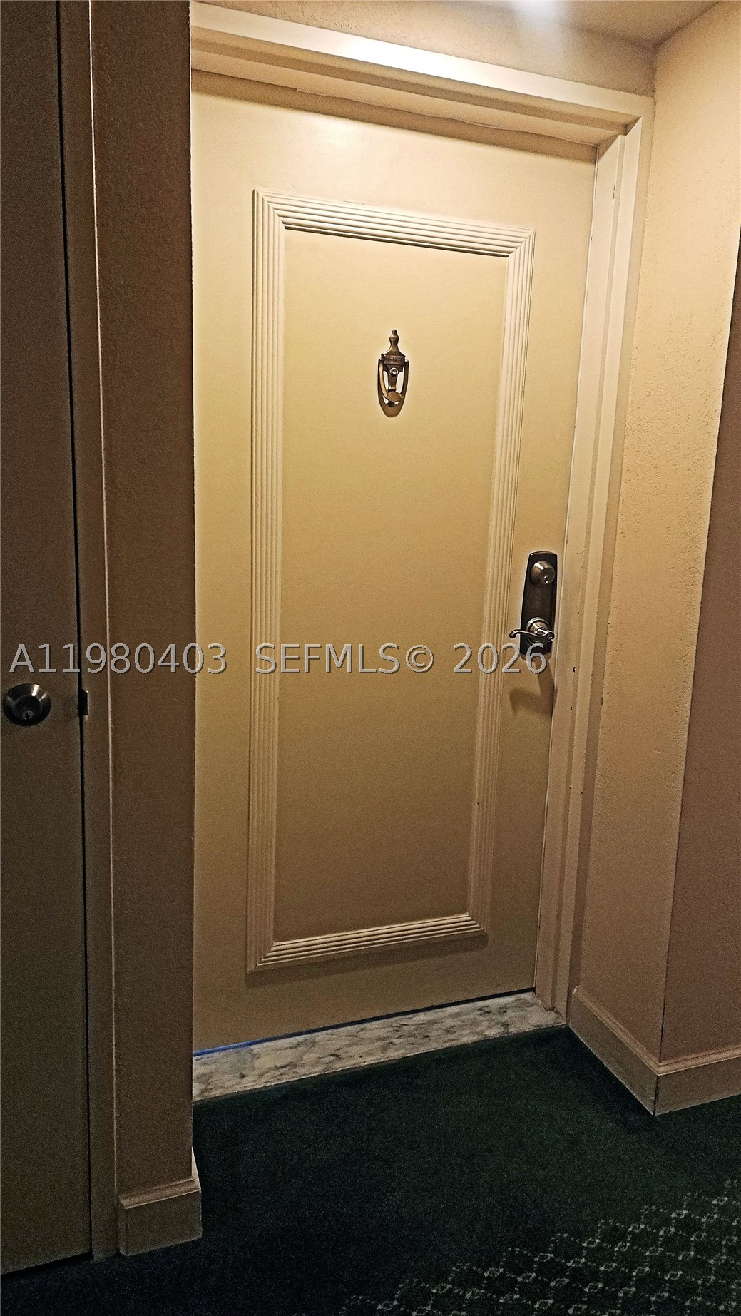 1901 Brickell Ave #B1407, Miami FL 33129