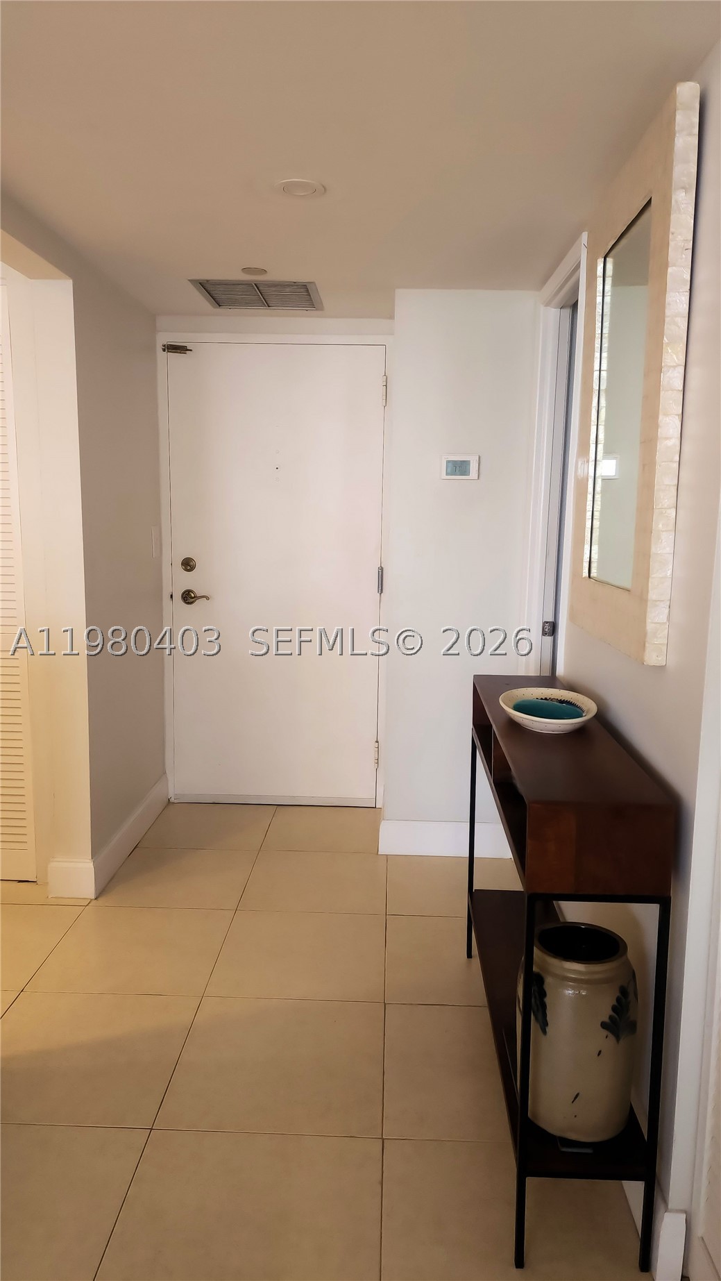 1901 Brickell Ave #B1407, Miami FL 33129