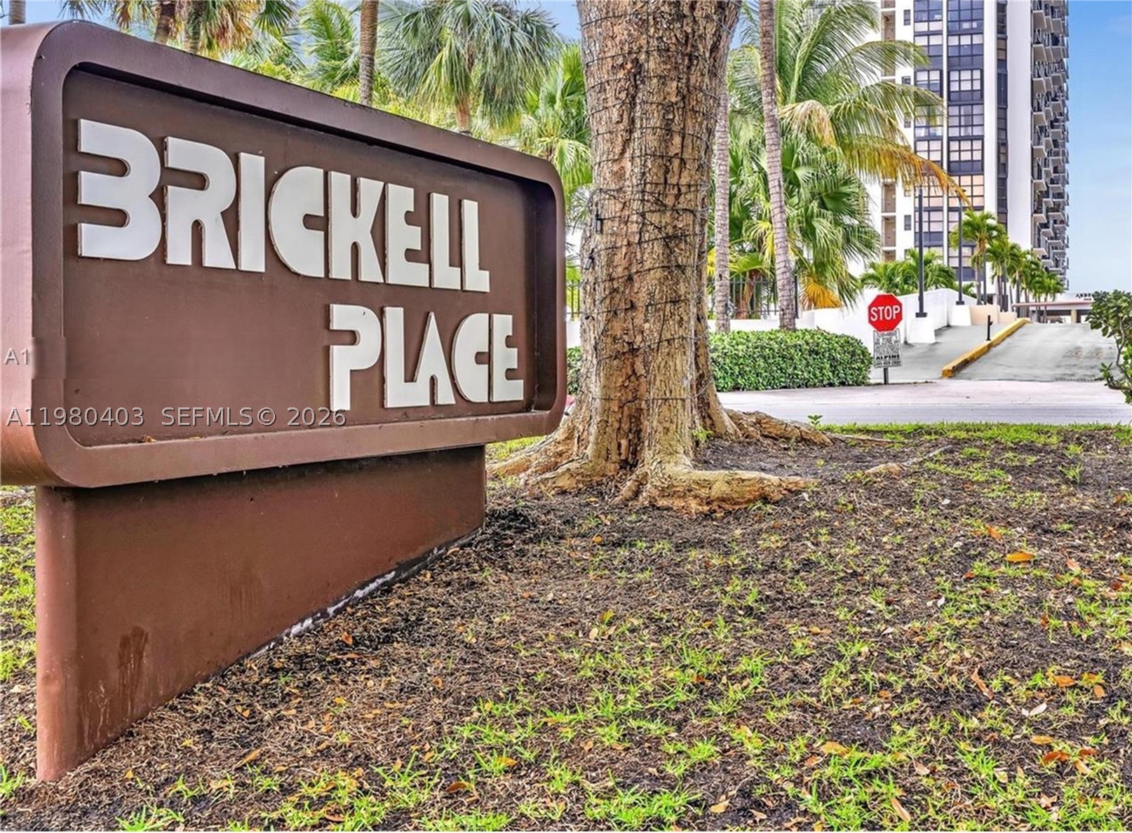 1901 Brickell Ave #B1407, Miami FL 33129