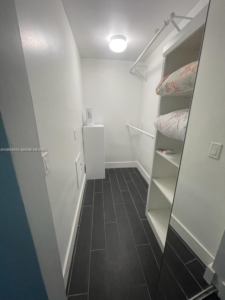 60 SW 13th St #3606, Miami FL 33130
