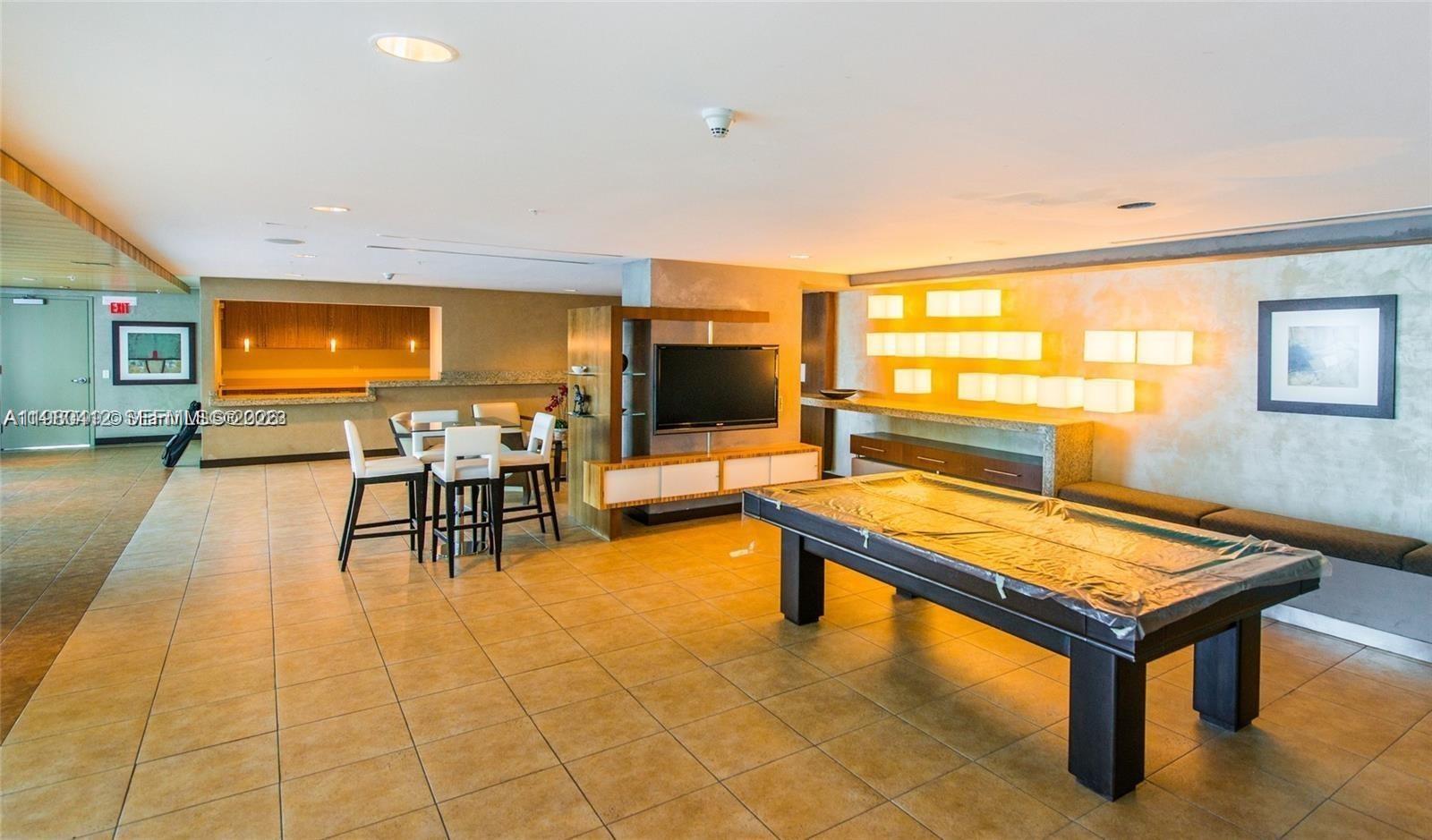 60 SW 13th St #3606, Miami FL 33130