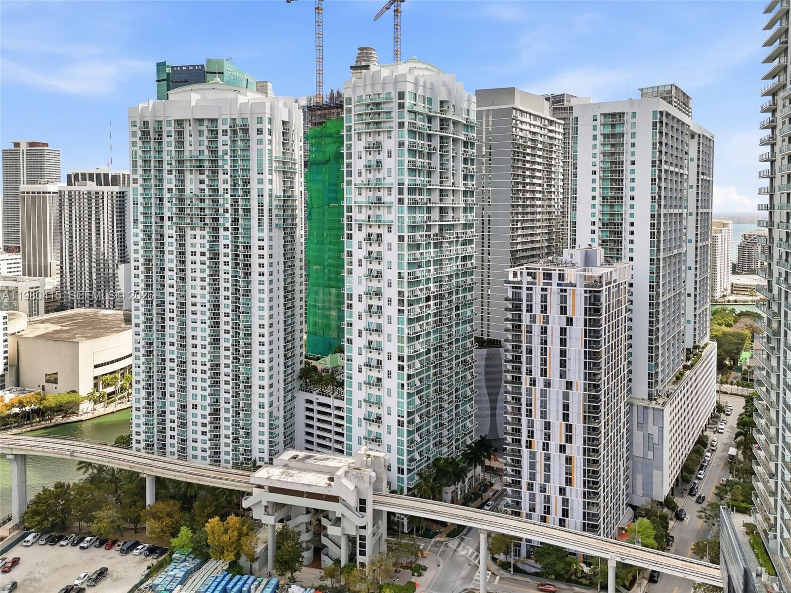 41 SE 5th St #2104, Miami FL 33131