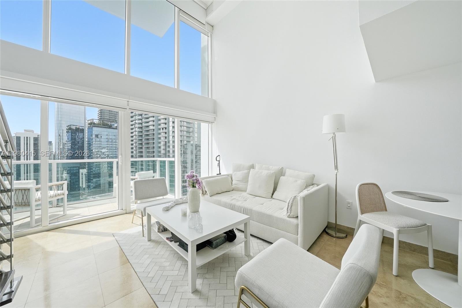 41 SE 5th St #2104, Miami FL 33131