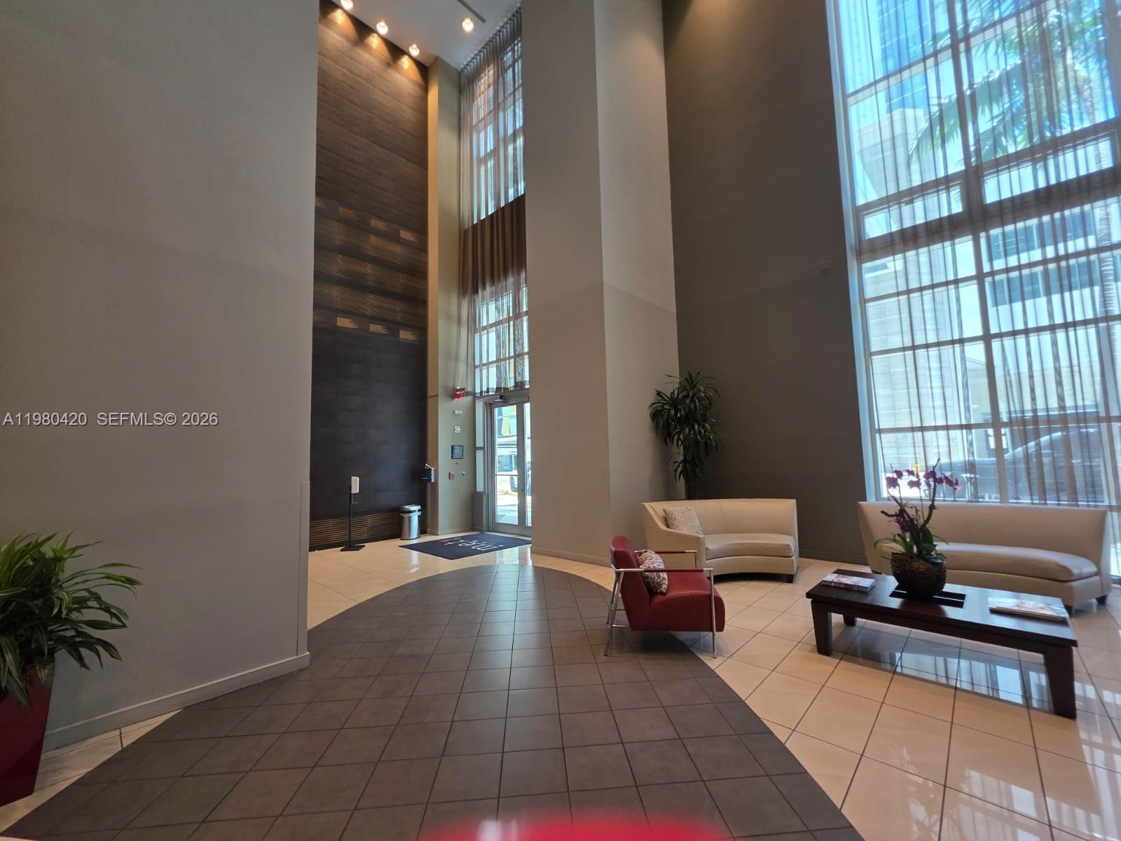 300 S Biscayne Blvd #2311, Miami FL 33131