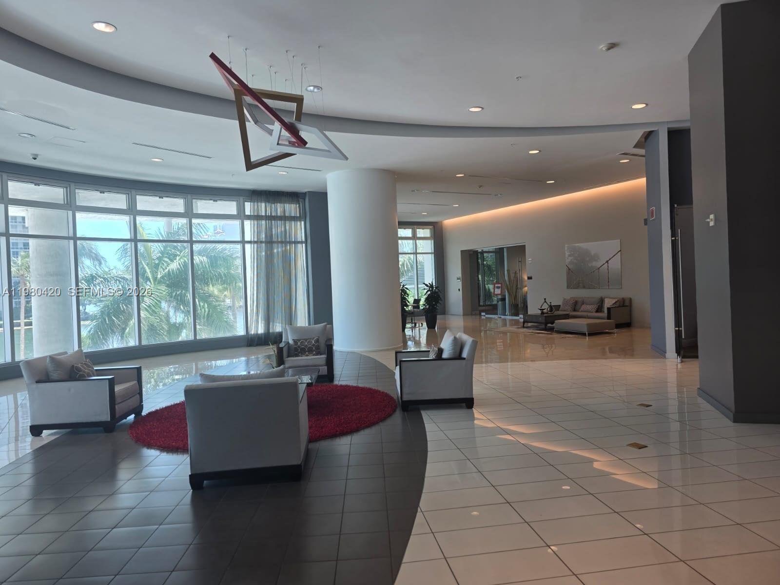 300 S Biscayne Blvd #2311, Miami FL 33131