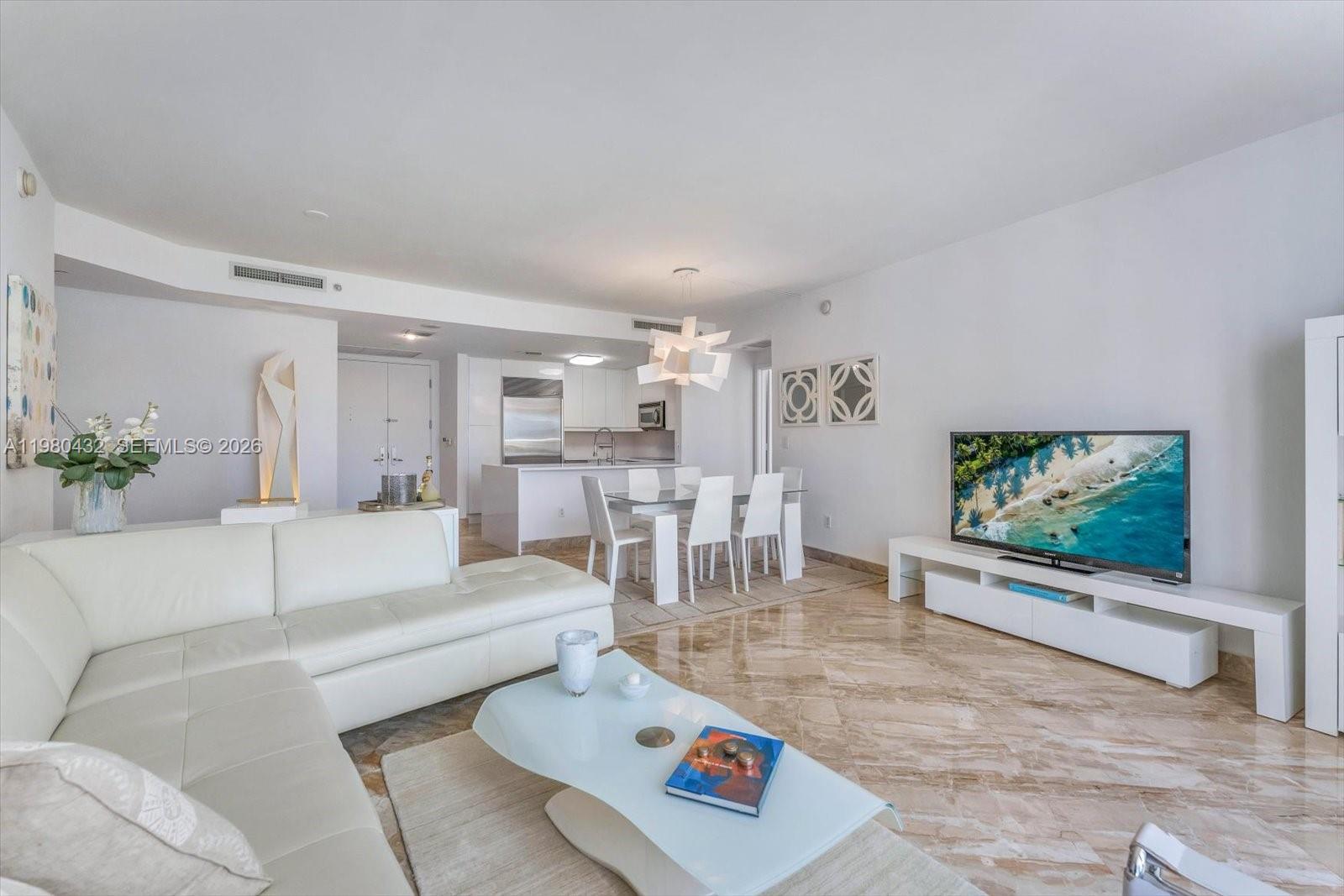 901 Brickell Key Blvd #1409, Miami FL 33131