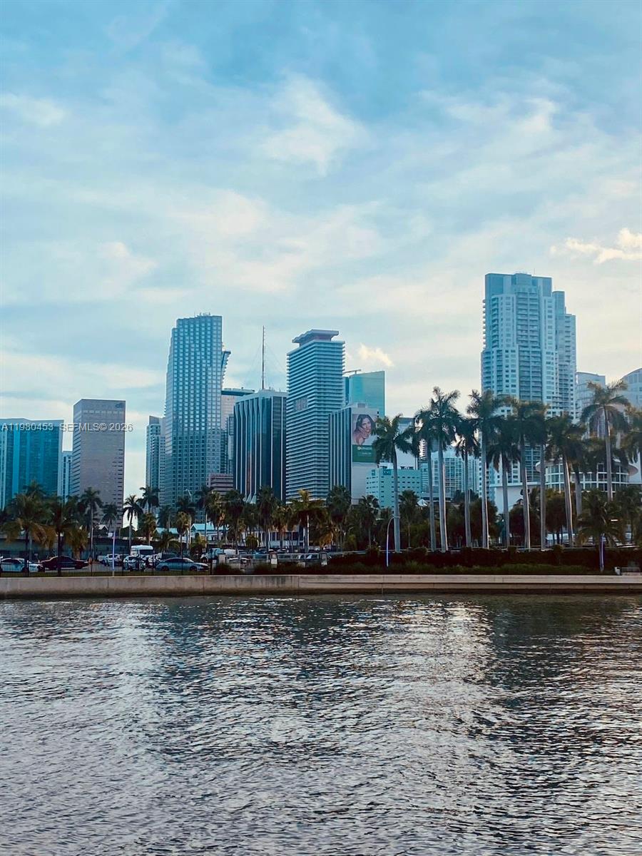 50 Biscayne Blvd #3509, Miami FL 33132