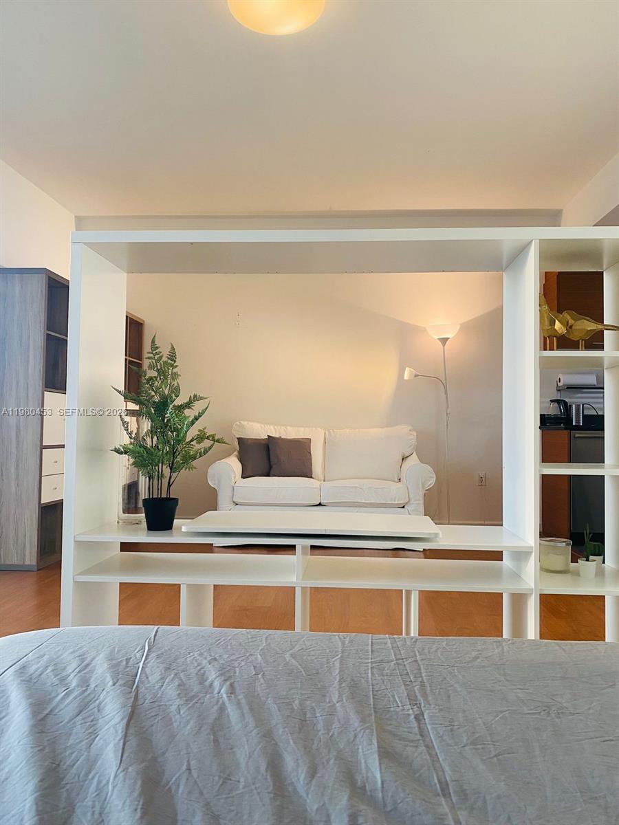 50 Biscayne Blvd #3509, Miami FL 33132