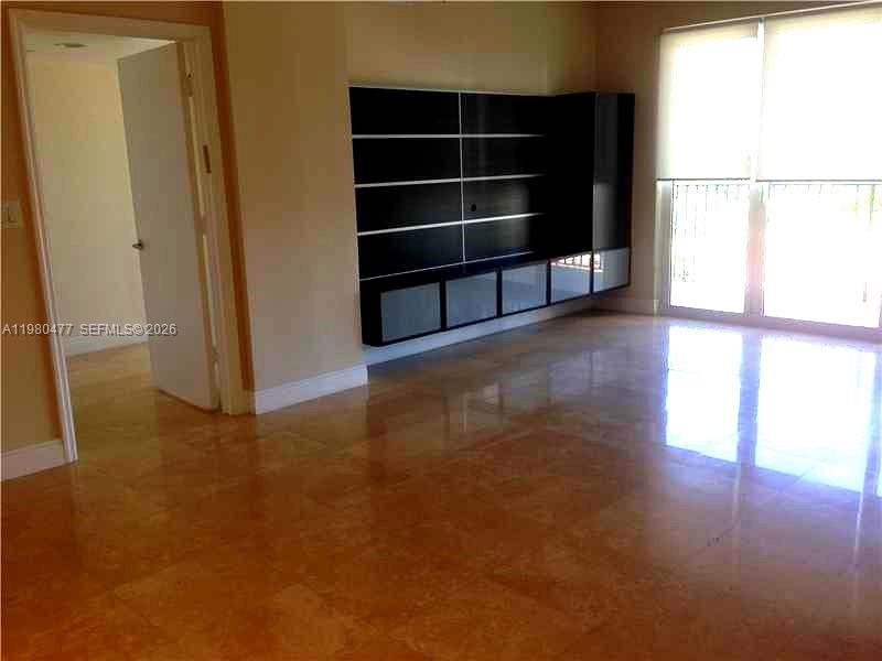 19900 E Country Club Dr #806, Aventura FL 33180