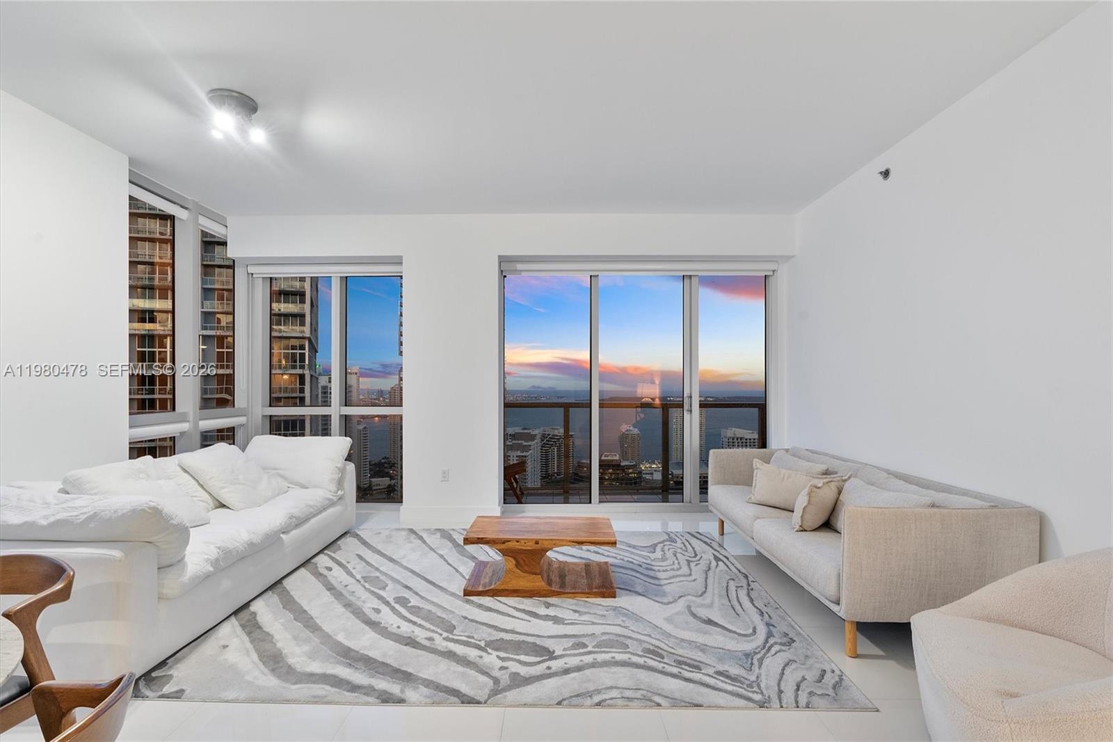 500 Brickell Ave #4101, Miami FL 33131