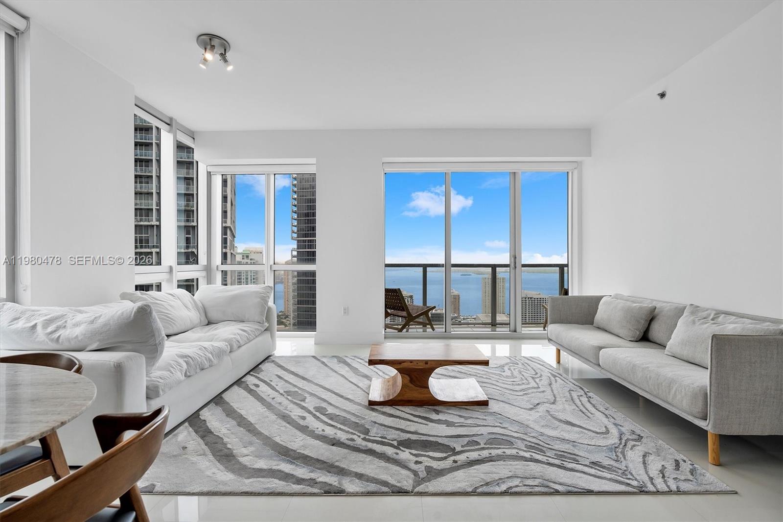500 Brickell Ave #4101, Miami FL 33131