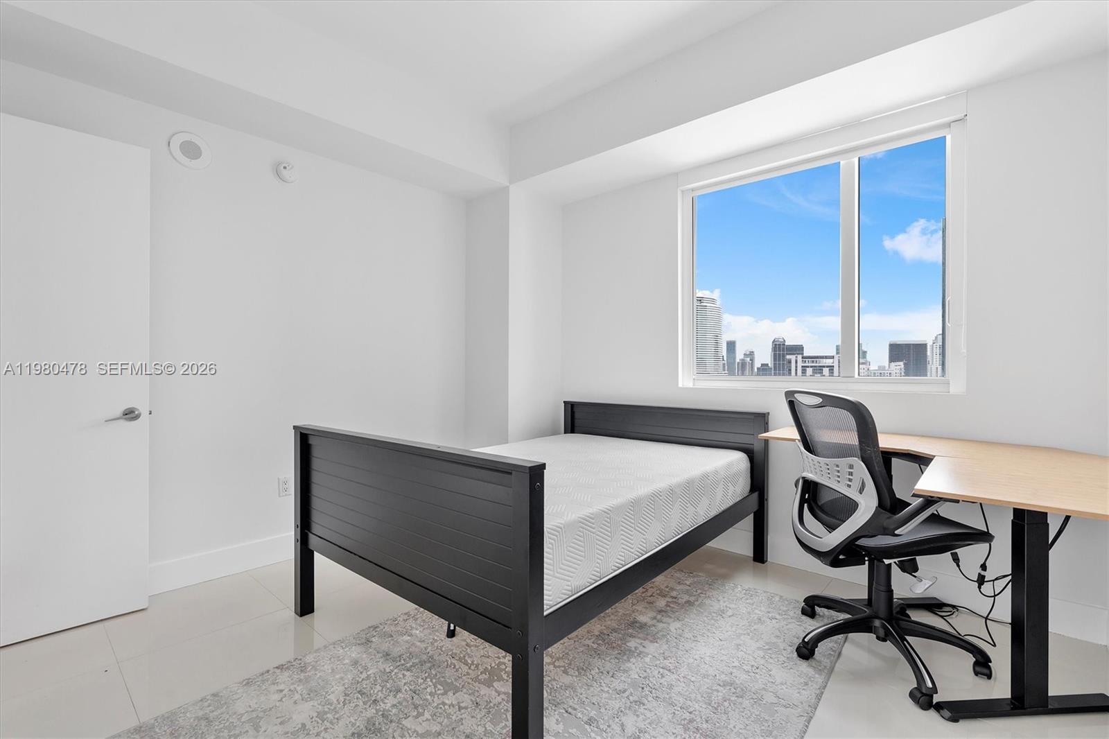500 Brickell Ave #4101, Miami FL 33131