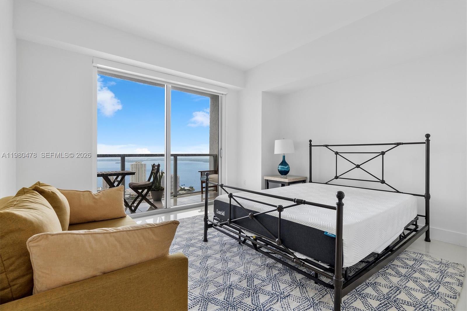 500 Brickell Ave #4101, Miami FL 33131