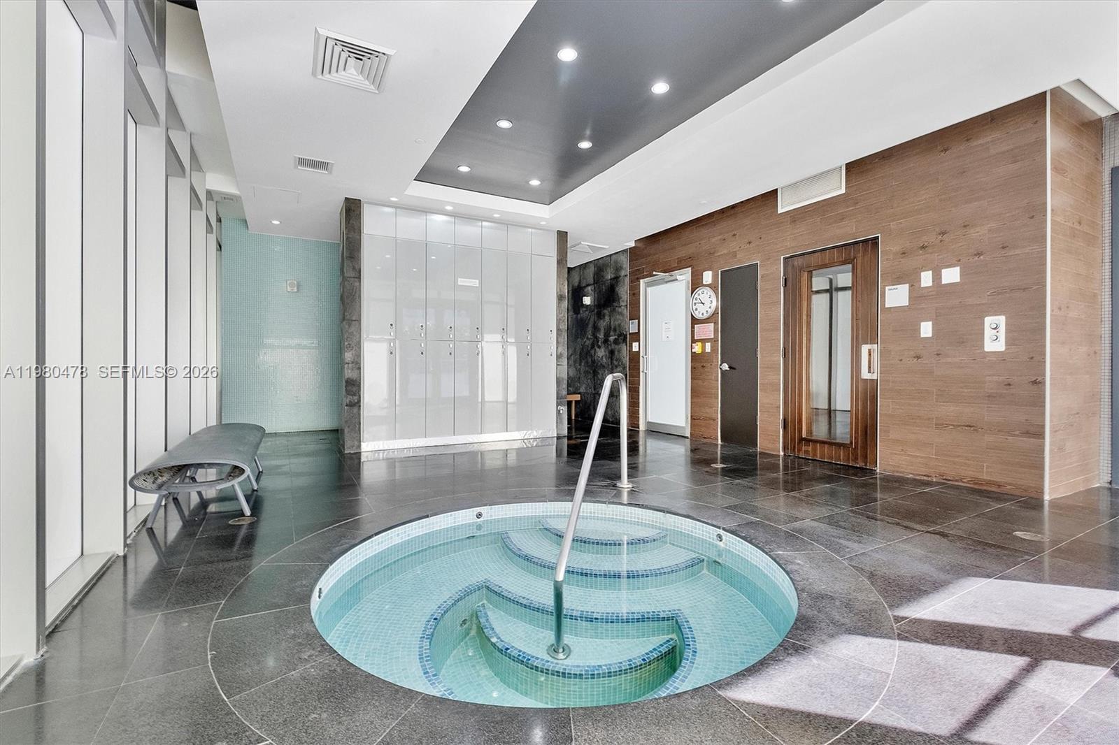 500 Brickell Ave #4101, Miami FL 33131