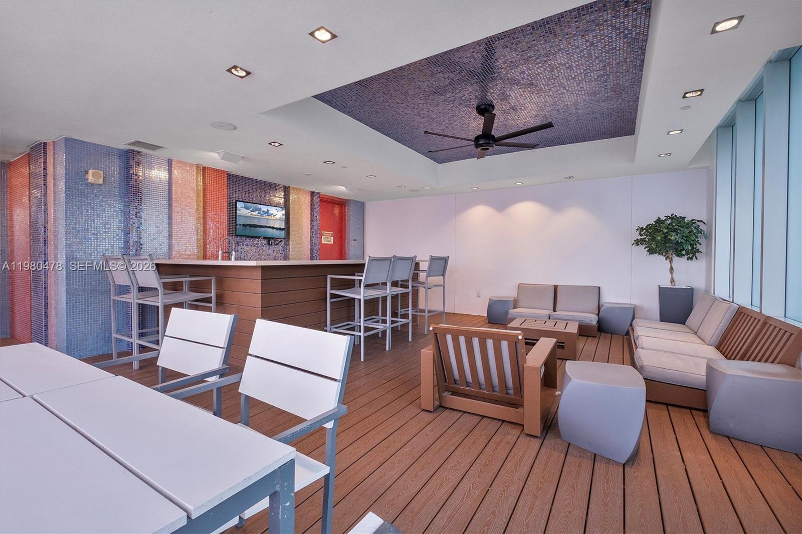 500 Brickell Ave #4101, Miami FL 33131