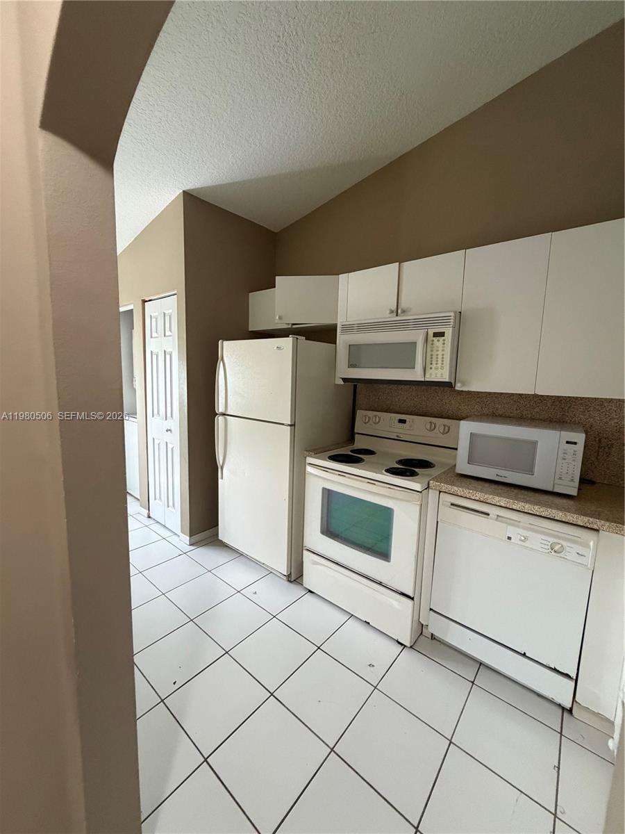3780 N Jog Rd #205, West Palm Beach FL 33411