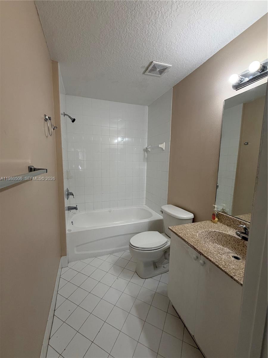 3780 N Jog Rd #205, West Palm Beach FL 33411