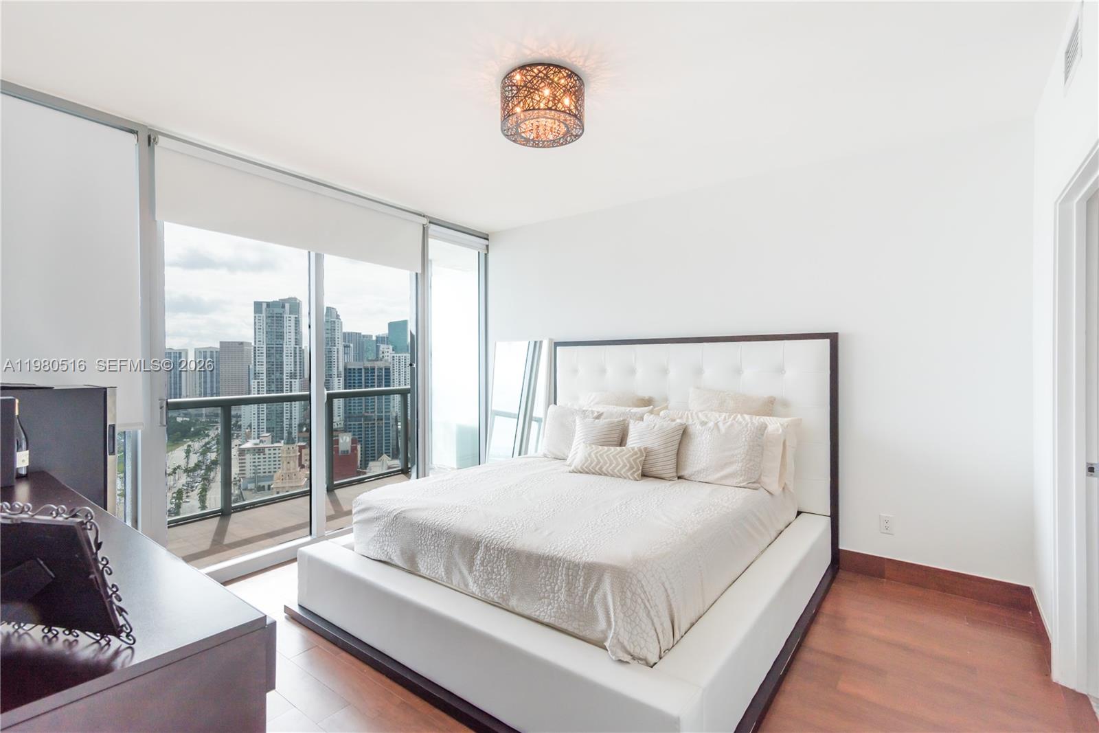 888 Biscayne Blvd #3506, Miami FL 33132