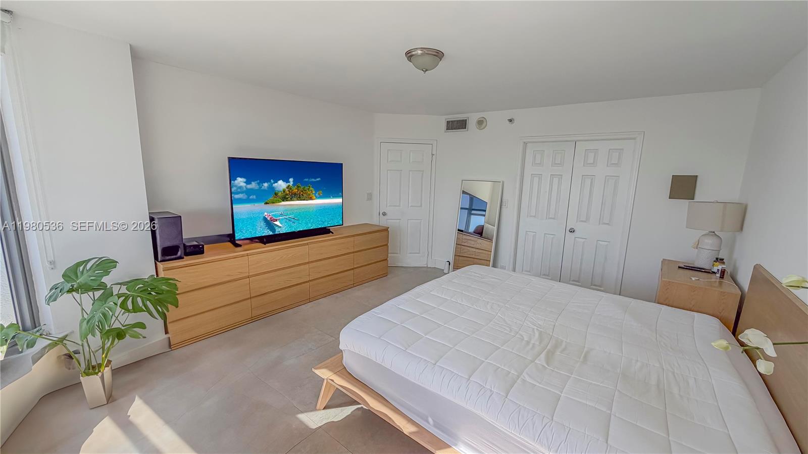 3530 Mystic Pointe Dr #LPH13, Aventura FL 33180