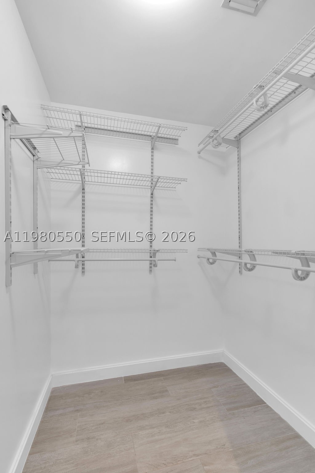 55 SW 9th St #1109, Miami FL 33130