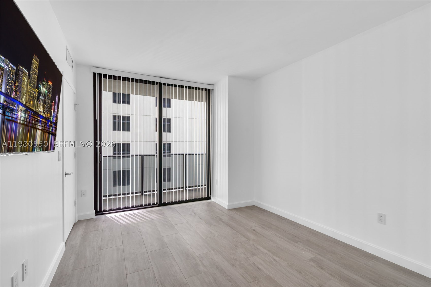 55 SW 9th St #1109, Miami FL 33130