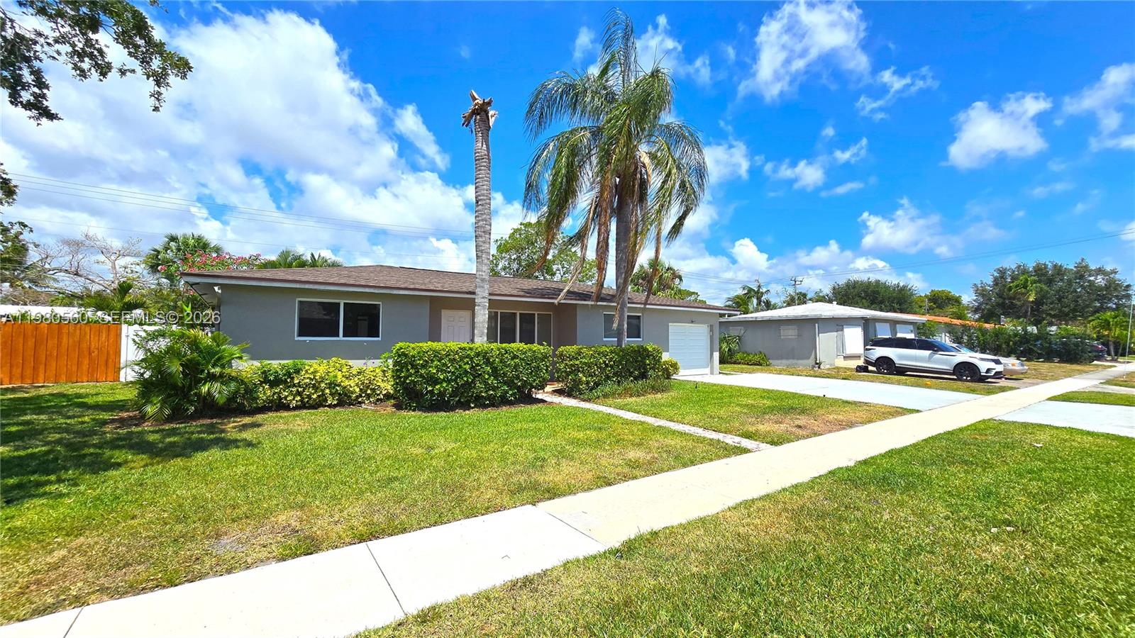 909 SW 9th Ave, Boca Raton FL 33486