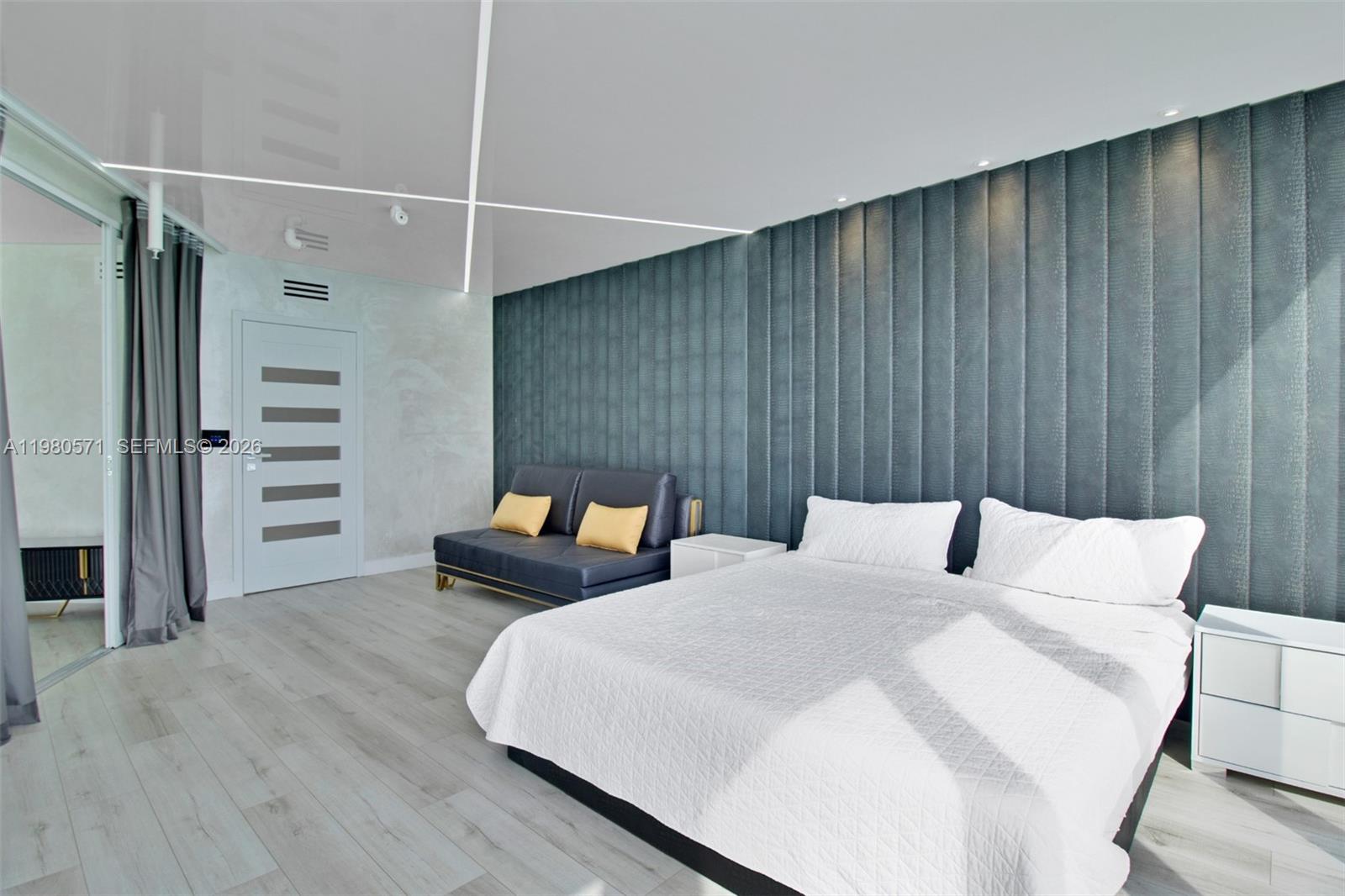 16699 Collins Ave #2002, Sunny Isles Beach FL 33160