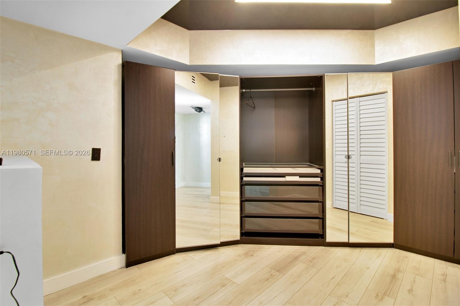 16699 Collins Ave #2002, Sunny Isles Beach FL 33160