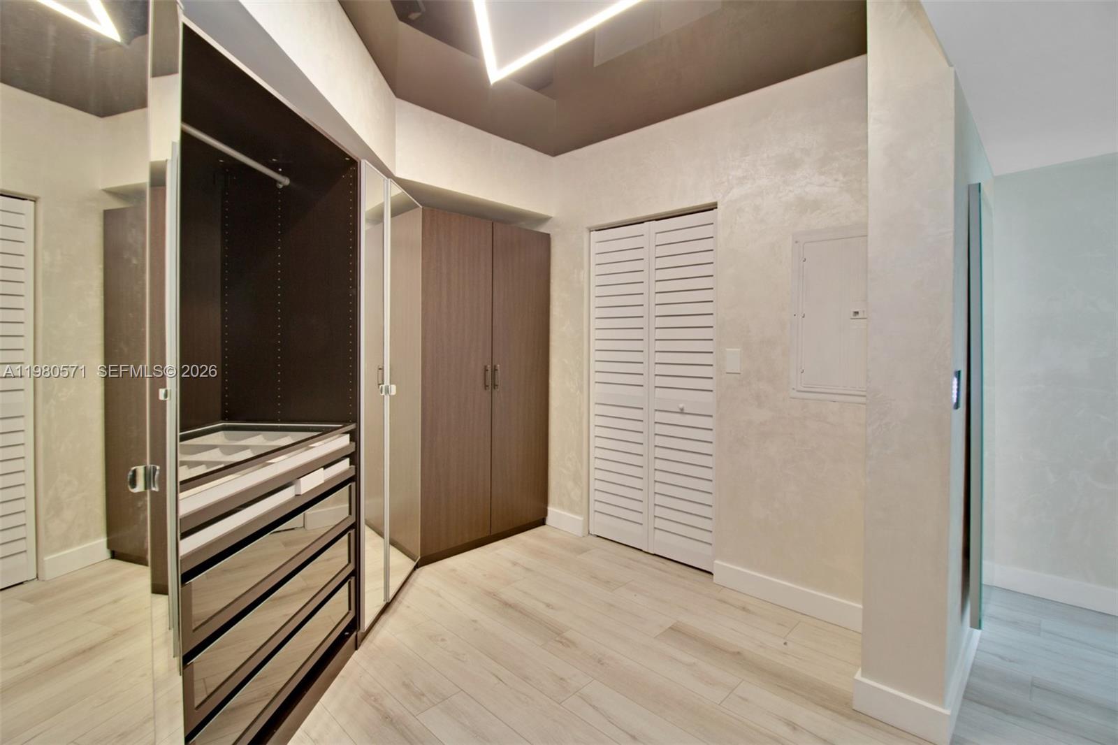 16699 Collins Ave #2002, Sunny Isles Beach FL 33160