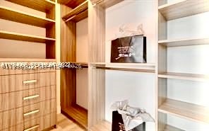17111 Biscayne Blvd #2305, North Miami Beach FL 33160