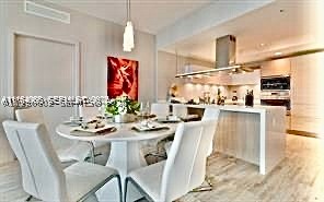 17111 Biscayne Blvd #2305, North Miami Beach FL 33160