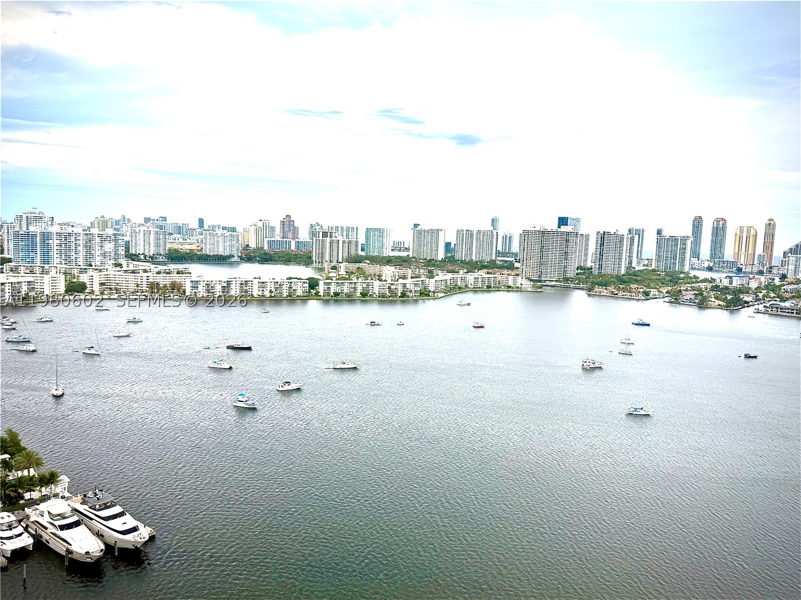 17111 Biscayne Blvd #2305, North Miami Beach FL 33160