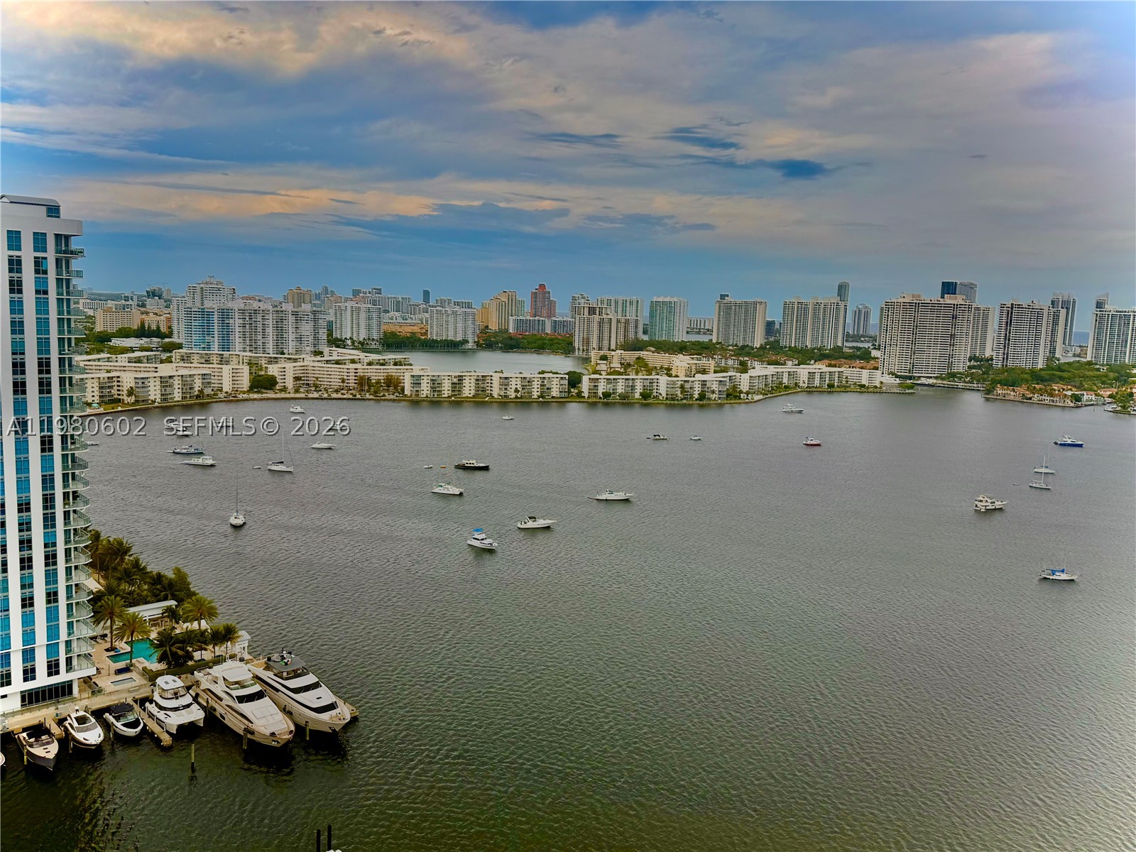 17111 Biscayne Blvd #2305, North Miami Beach FL 33160