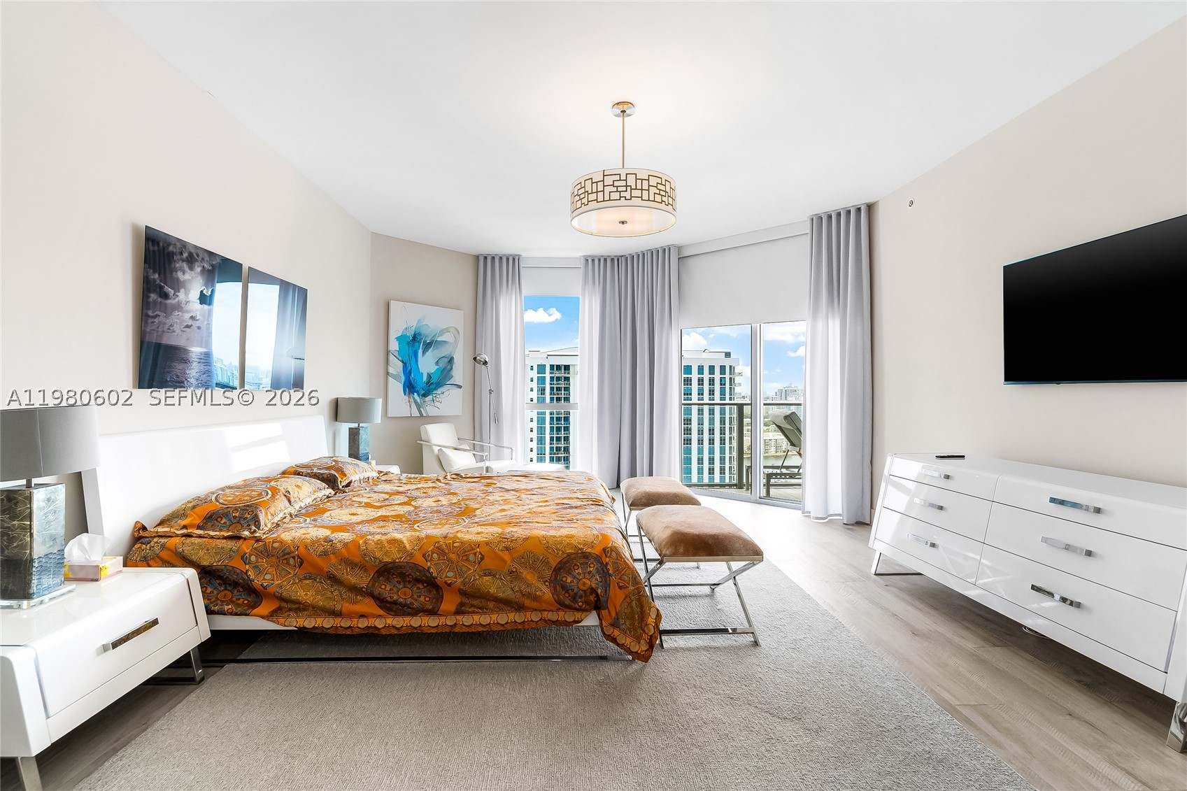 17111 Biscayne Blvd #2305, North Miami Beach FL 33160