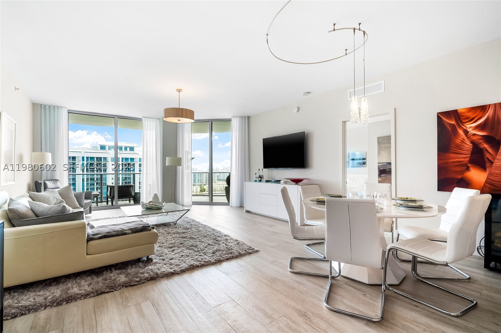 17111 Biscayne Blvd #2305, North Miami Beach FL 33160