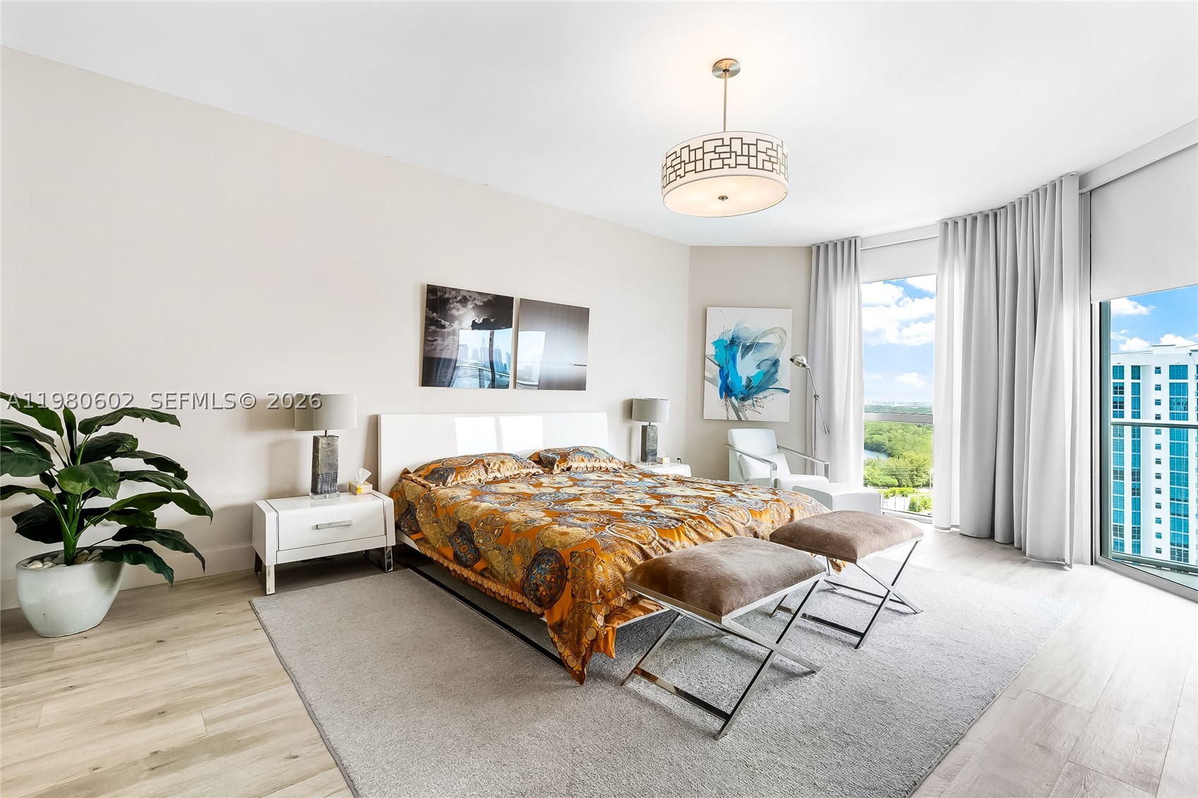 17111 Biscayne Blvd #2305, North Miami Beach FL 33160