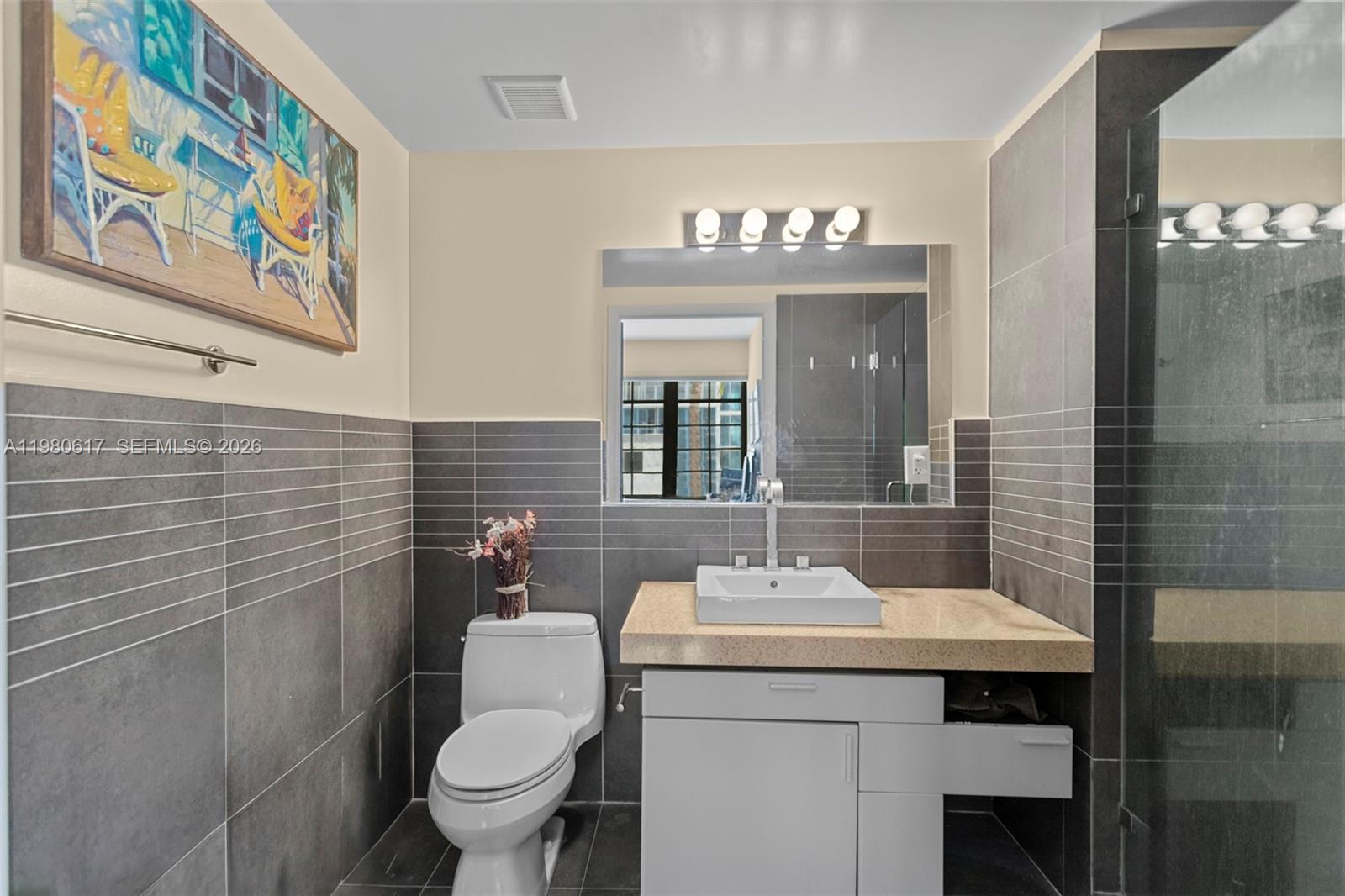 435 21st St #301, Miami Beach FL 33139