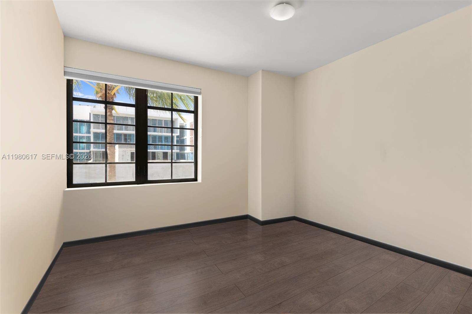 435 21st St #301, Miami Beach FL 33139