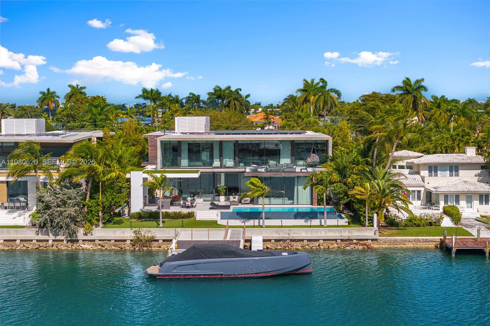 310 S Hibiscus Dr, Miami Beach FL 33139