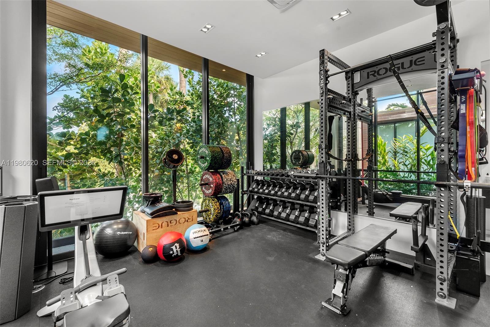 310 S Hibiscus Dr, Miami Beach FL 33139