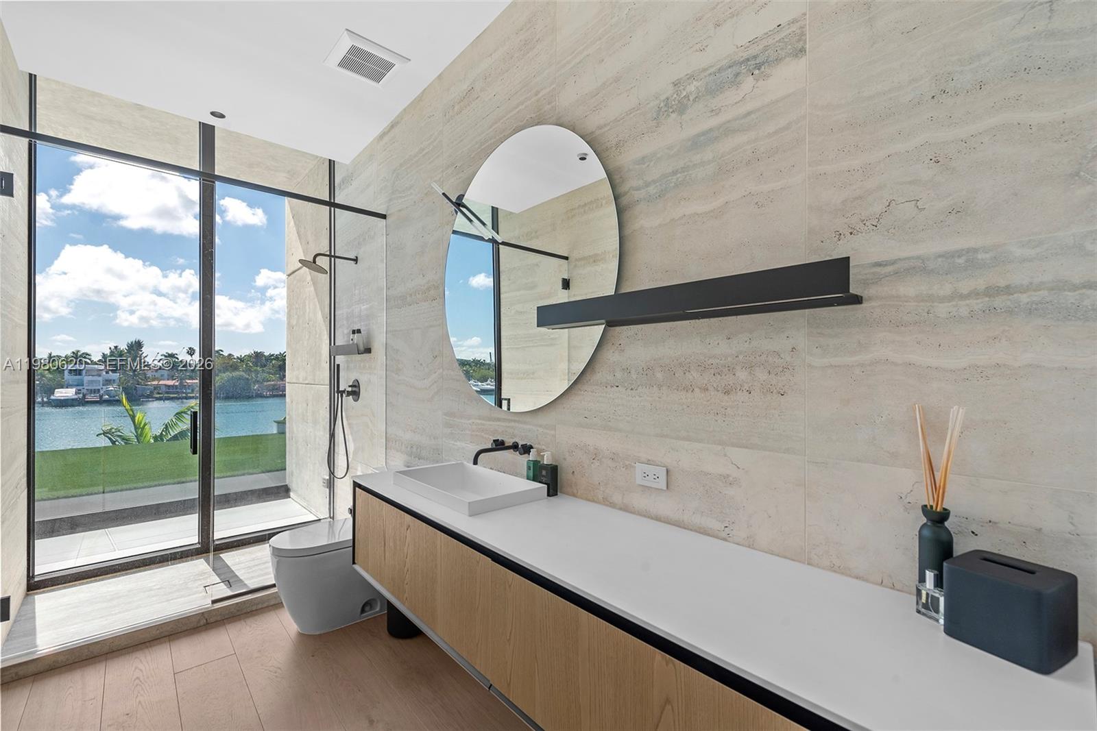 310 S Hibiscus Dr, Miami Beach FL 33139