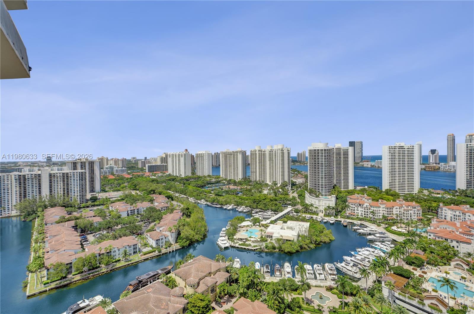1000 W Island Blvd #2908, Aventura FL 33160