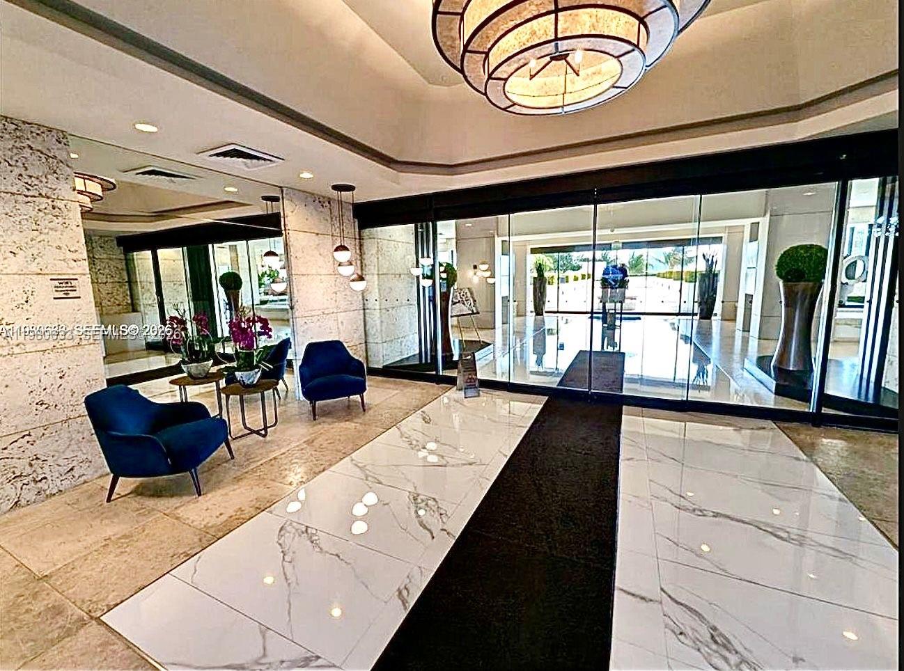 1000 W Island Blvd #2908, Aventura FL 33160