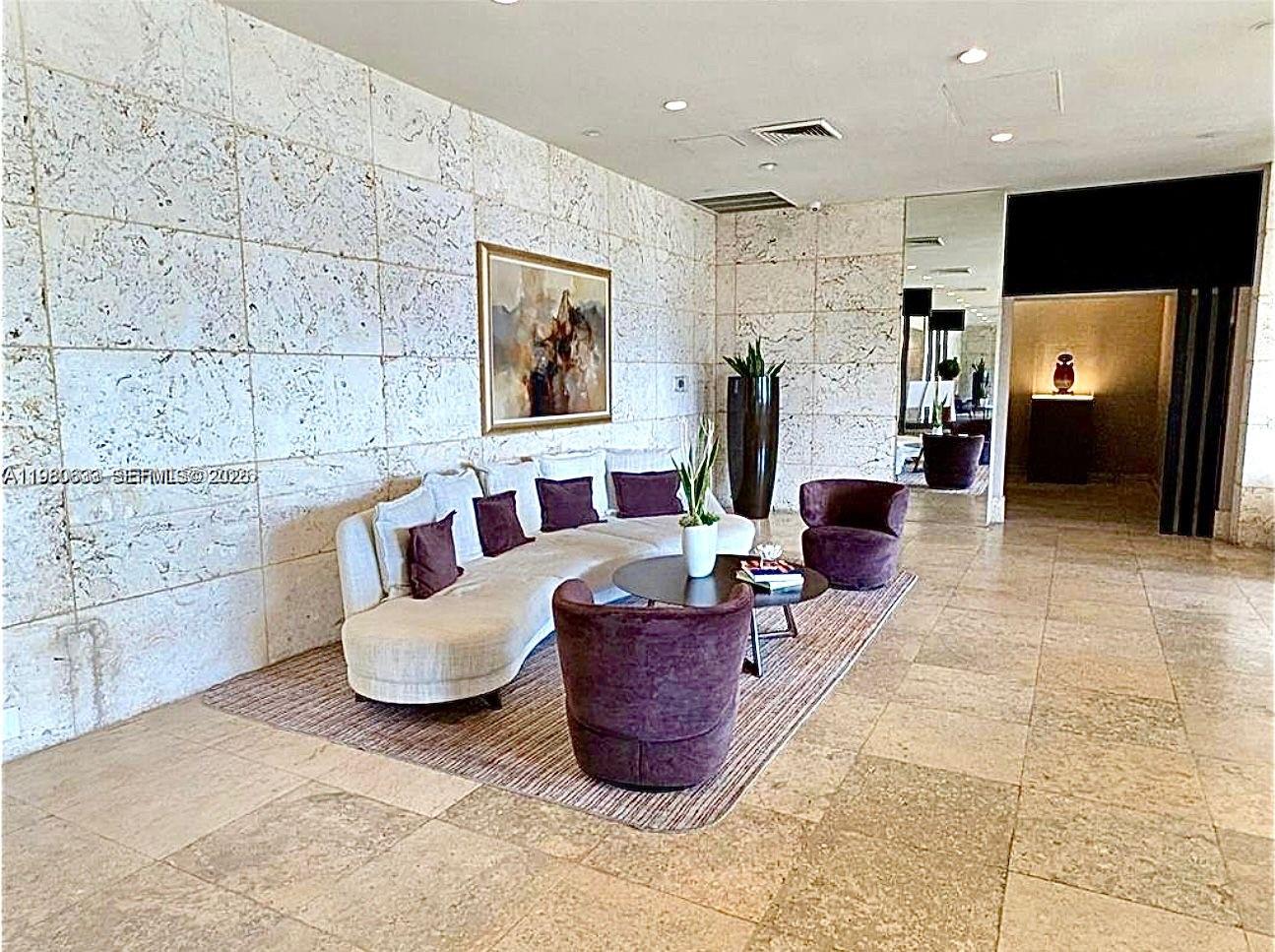 1000 W Island Blvd #2908, Aventura FL 33160