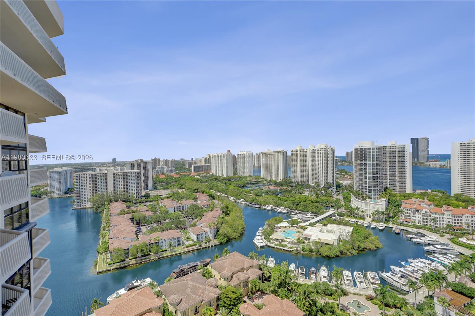 1000 W Island Blvd #2908, Aventura FL 33160
