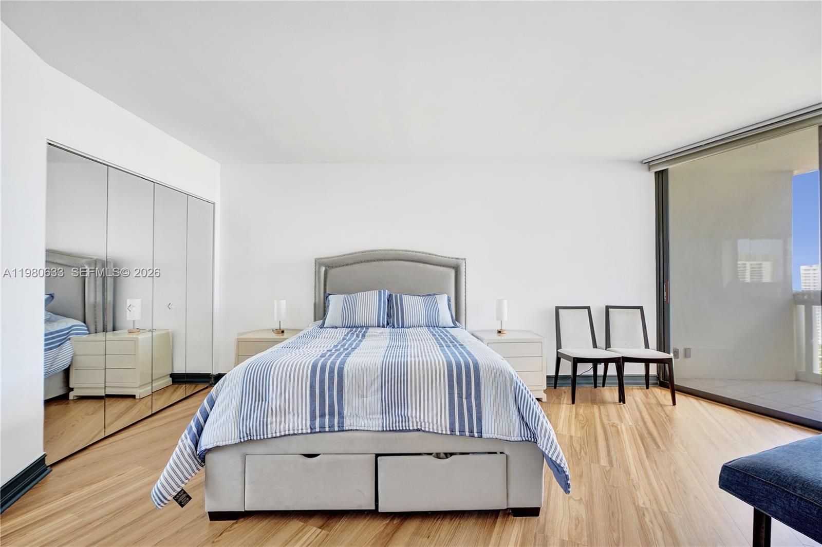 1000 W Island Blvd #2908, Aventura FL 33160