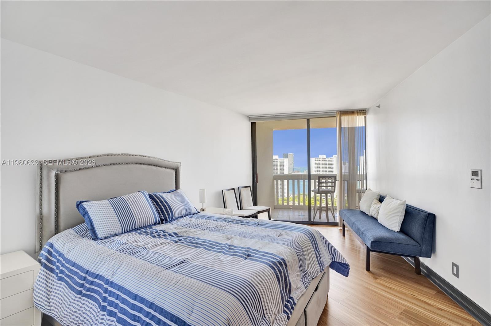 1000 W Island Blvd #2908, Aventura FL 33160